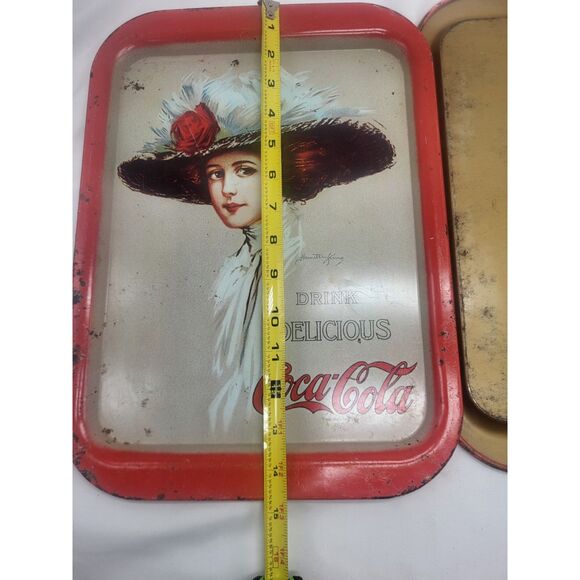 Coca-Cola 1971 Lot of 2 Metal Tin Trays - Picture 3 of 6